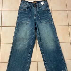 Judy Blue High Rise Wide Leg Crop Jeans Sz 1/25 NWT!